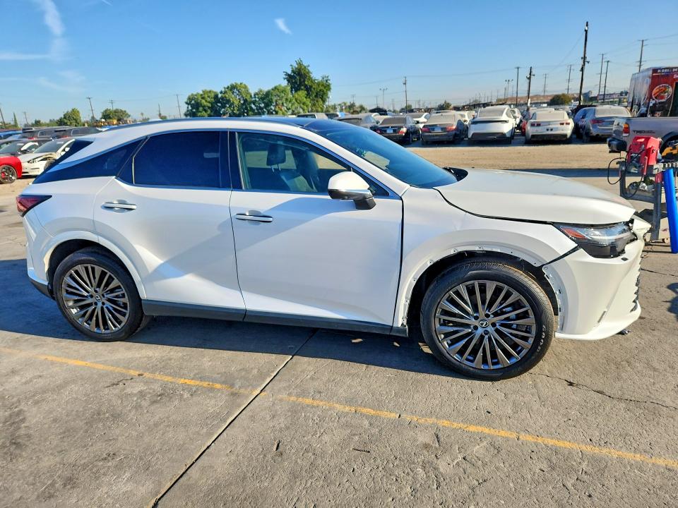 2023 Lexus Rx VIN 2T2BBMCA6PC022269 COPART salvage auction — FRONT END, Ca - Salvage Certificate, sold $14,800 on 2026-09-14 (photo 4)