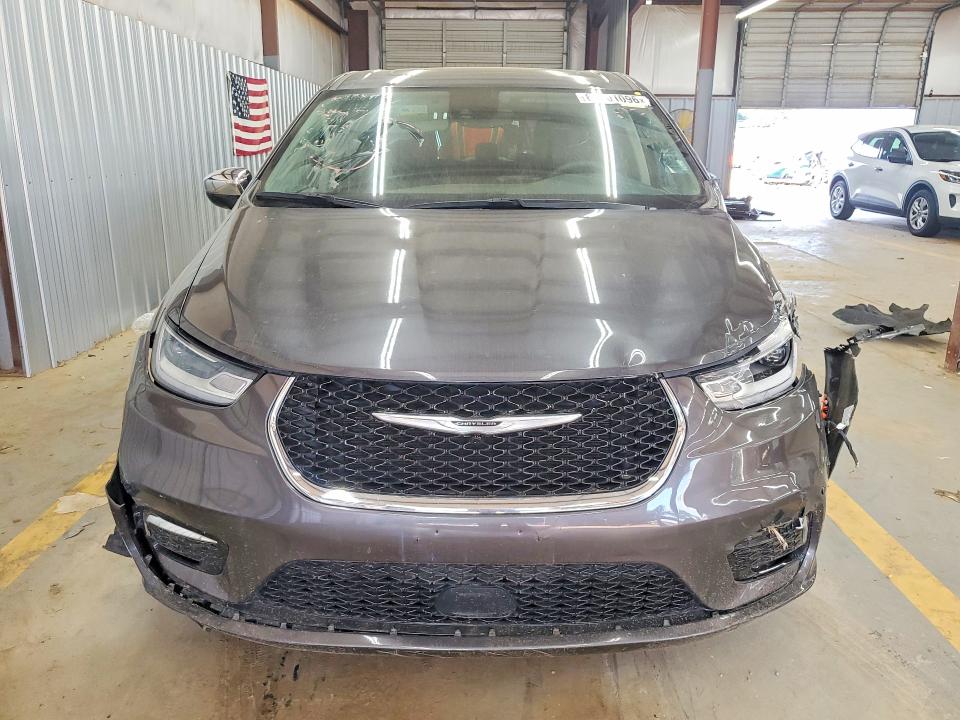 2023 Chrysler Pacifica VIN 2C4RC1S73PR592363 COPART salvage auction — SIDE, FL - DLR ONLY CERT OF DESTRUCTION, sold $8,000 on 2026-09-22 (photo 5)