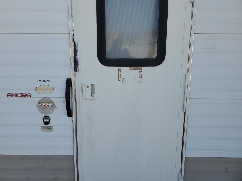2015 Aro VIN 4X4TWDV1XF7349830 COPART salvage auction — WATER/FLOOD, Tx - Certificate Of Title, sold $2,200 on 2026-08-27 (photo 9)