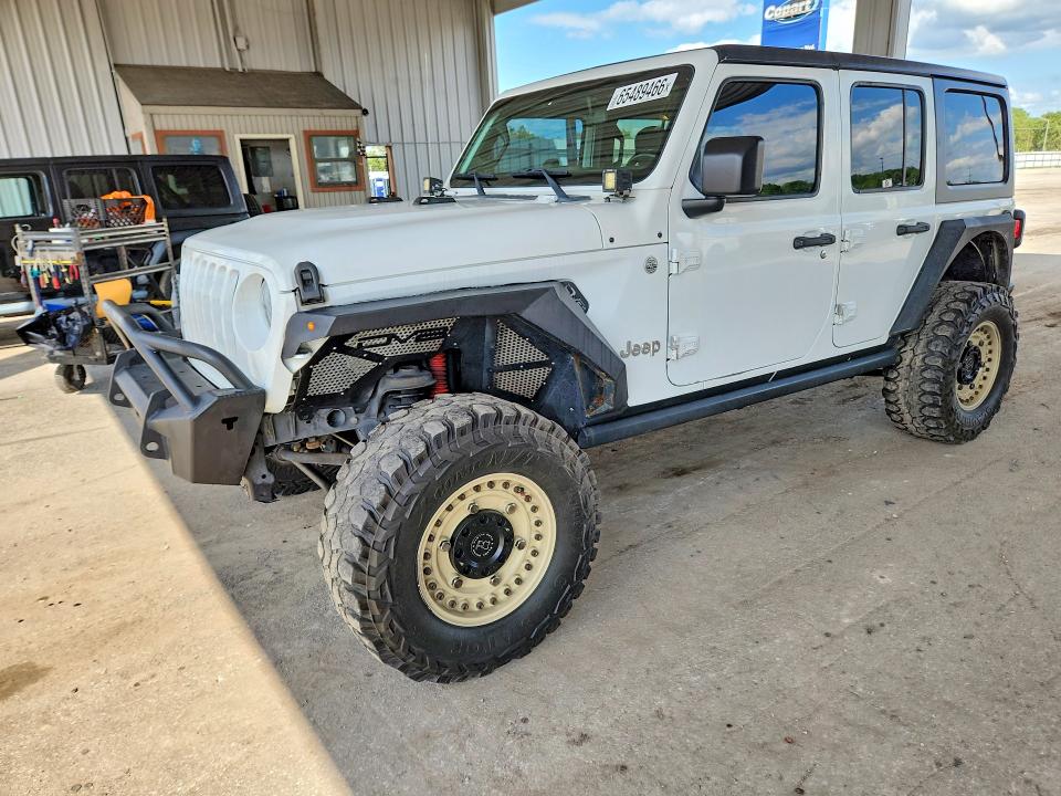 2018 Jeep Wrangler / VIN 1C4HJXDG1JW122719 — COPART salvage auction photo