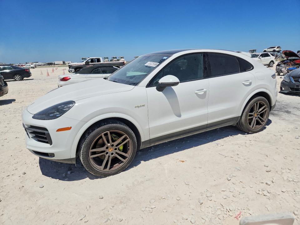 2022 Porsche Cayenne VIN WP1BE2AY4NDA51039 — COPART salvage auction photo
