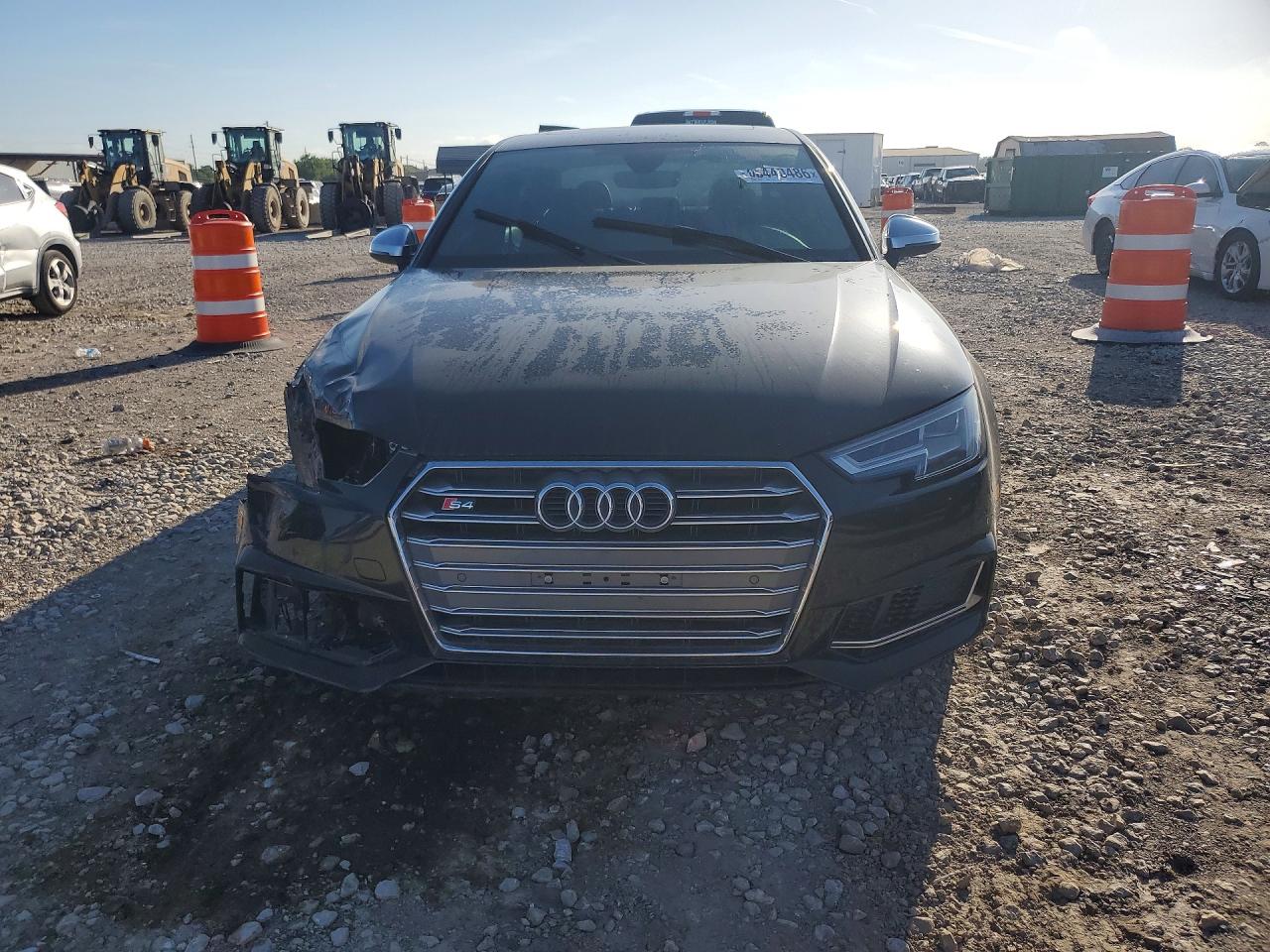 2018 Audi S4 VIN WAUB4AF4XJA062074 COPART salvage auction — Front End, TX - CERTIFICATE OF TITLE, sold $7,800 on 2026-09-15 (photo 5)