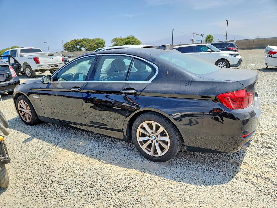 2015 BMW 5er VIN WBA5A5C53FD520344 COPART salvage auction — MINOR DENT/SCRATCHES, Ca - Dis/Dlr/Exp Only Clean Title, sold $2,350 on 2026-08-19 (photo 2)