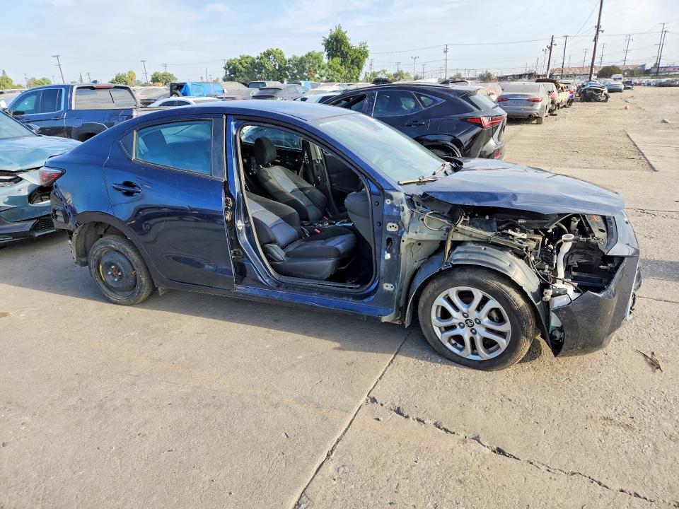 2016 Scion Ia VIN 3MYDLBZV3GY141004 COPART salvage auction — FRONT END, Ca - Salvage Certificate, sold $525 on 2026-09-21 (photo 4)