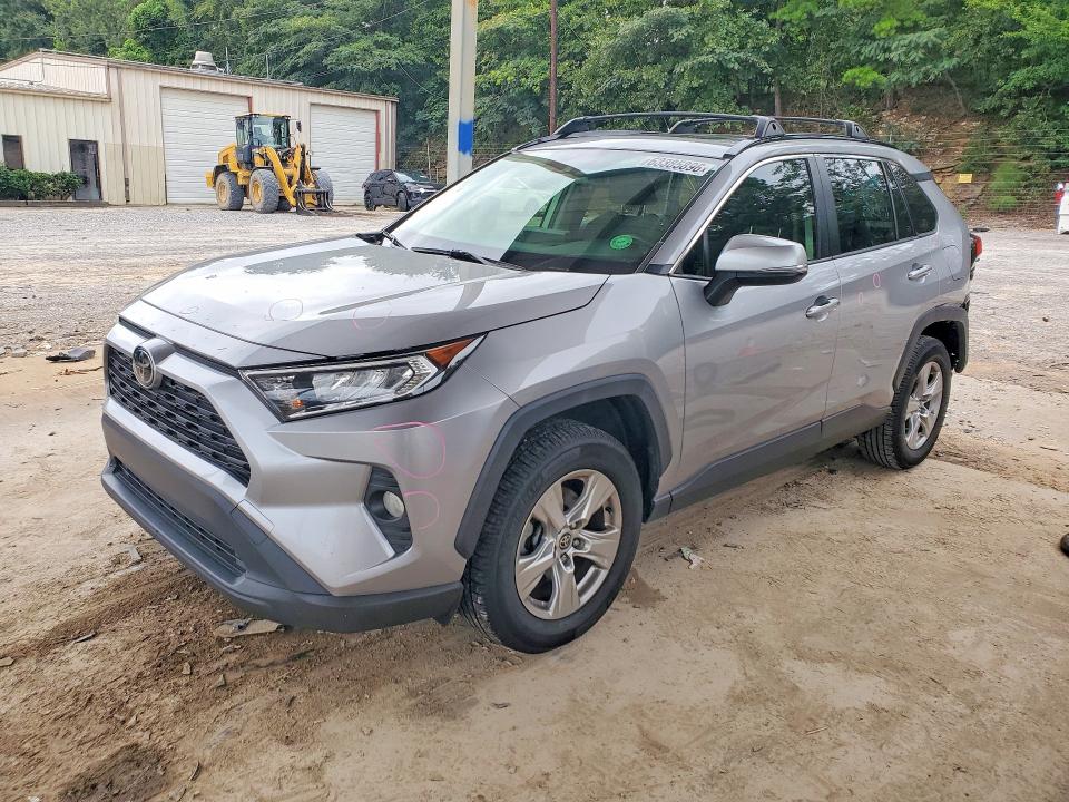 2020 Toyota Rav 4 VIN JTMP1RFV5LD059710 — COPART salvage auction photo