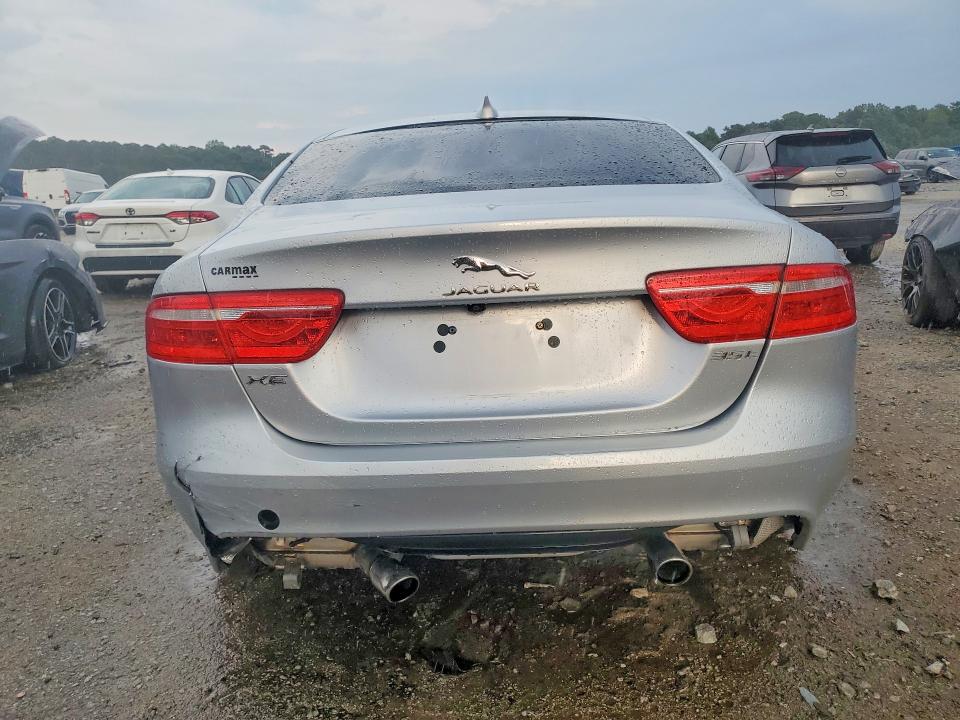 2017 Jaguar Xe VIN SAJAD4BV0HCP11444 COPART salvage auction — ALL OVER, GA - CERTIFICATE OF TITLE, sold $650 on 2026-09-08 (photo 6)