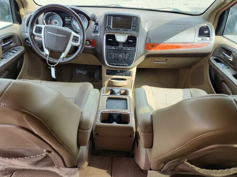 2014 Chrysler Voyager VIN 2C4RC1CG8ER378058 COPART salvage auction — MINOR DENT/SCRATCHES, Ut - Certificate Of Title, sold $825 on 2026-08-21 (photo 8)