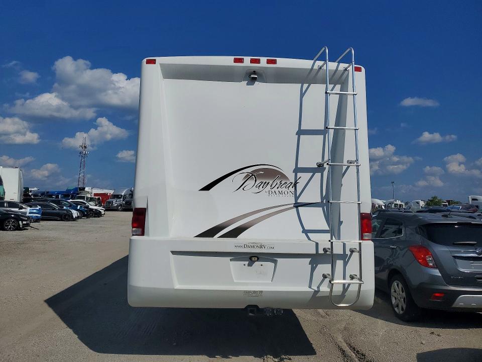 2011 Damon Day break VIN 1F66F5DY8B0A01019 COPART salvage auction — NORMAL WEAR, IN - CERT OF TITLE-SALVAGE TITLE (P), sold $2,600 on 2026-09-10 (photo 6)