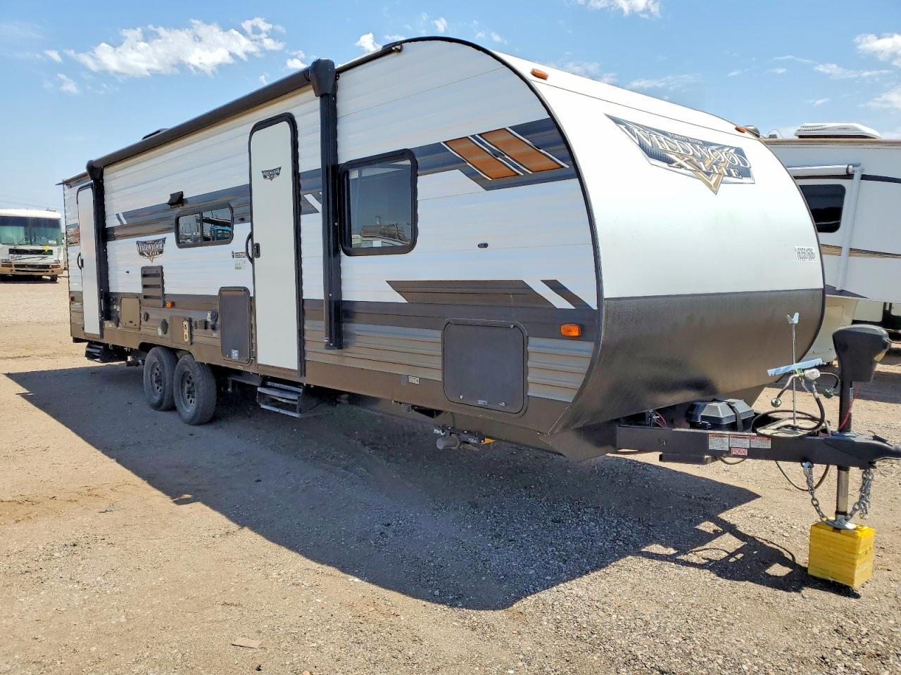 2022 Foresriver VIN 4X4TWDB26NE035633 COPART salvage auction — Side, AZ - CERT OF TITLE - SALVAGE, sold $7,200 on 2026-08-13 (photo 1)
