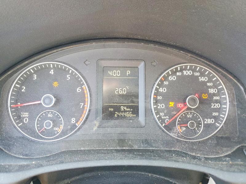 2012 Volkswagen Eos VIN WVWBD7AH4CV000634 COPART salvage auction — MECHANICAL, On - Permit No Brand - Unfit, sold $300 on 2026-08-18 (photo 9)