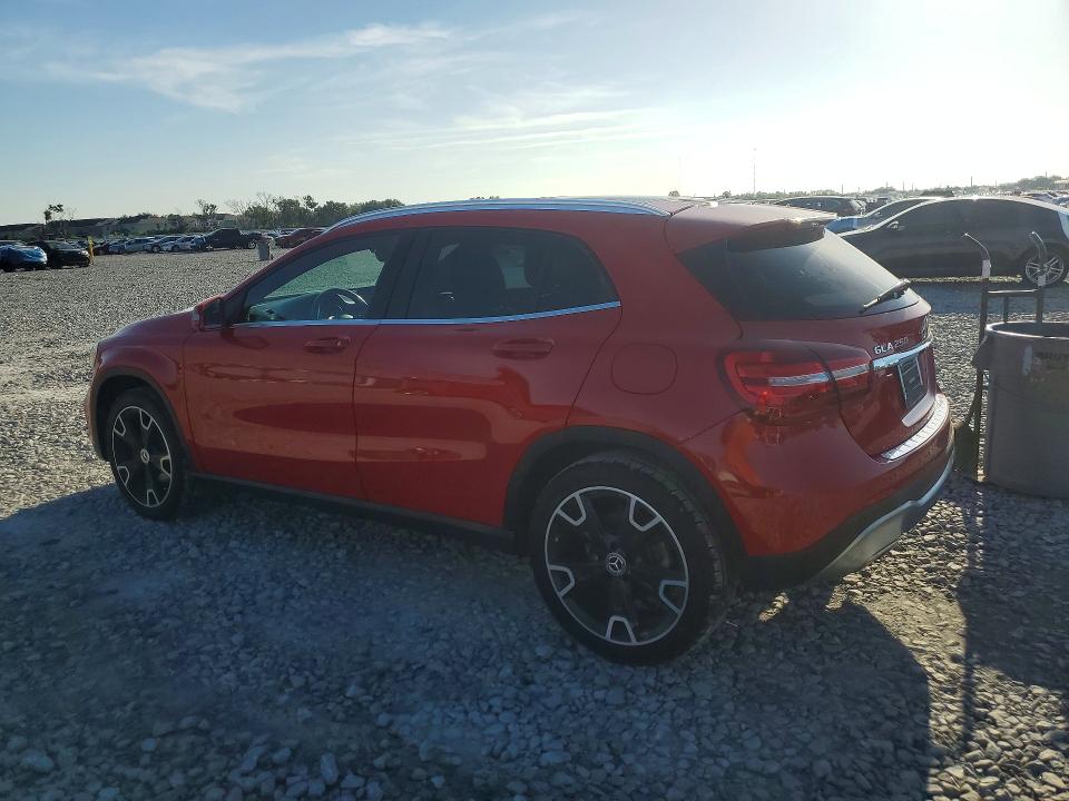 2019 Mercedes-benz Gla-klasse VIN WDCTG4EB0KU005666 COPART salvage auction — NORMAL WEAR, Salvage Title, sold $8,200 on 2026-08-20 (photo 2)