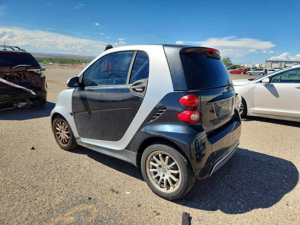 2013 Smart Fortwo VIN WMEEJ3BA2DK695281 COPART salvage auction — FRONT END, Salvage Title, sold $175 on 2026-08-20 (photo 2)