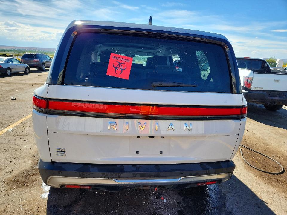 2024 Rivian R1s VIN 7PDSGBBA9RN030029 COPART salvage auction — FRONT END, NM - CERT OF TITLE-SALVAGE, sold $9,800 on 2026-09-24 (photo 6)