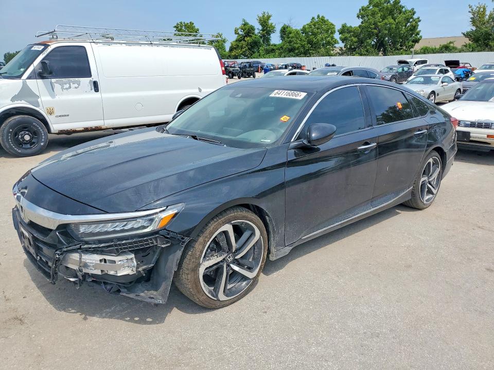 2018 Honda Accord VIN 1HGCV1F96JA108095 COPART salvage auction — FRONT END, Mo - Certificate Of Title, sold $7,600 on 2026-09-03 (photo 1)