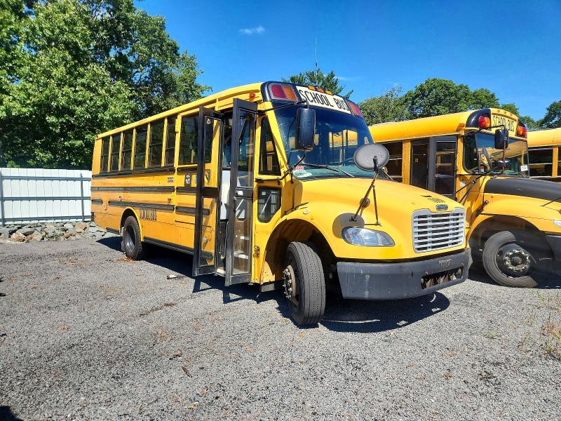 2011 Thomas Saf-t-liner c2 VIN 4UZABRDT6BCAU4866 COPART salvage auction — NORMAL WEAR, RI - CERTIFICATE OF TITLE, sold $100 on 2026-09-03 (photo 1)
