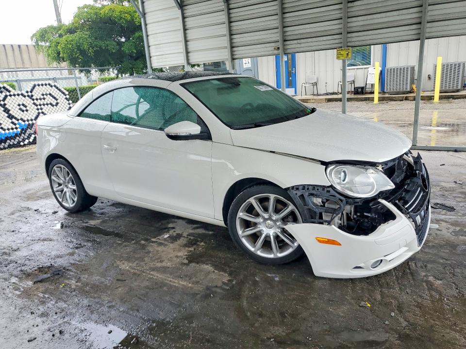 2010 Volkswagen Eos VIN WVWFA7AH7AV011795 COPART salvage auction — FRONT END, Fl - Cert Of Title Slvg Rebuildable, sold $1,200 on 2026-08-17 (photo 4)