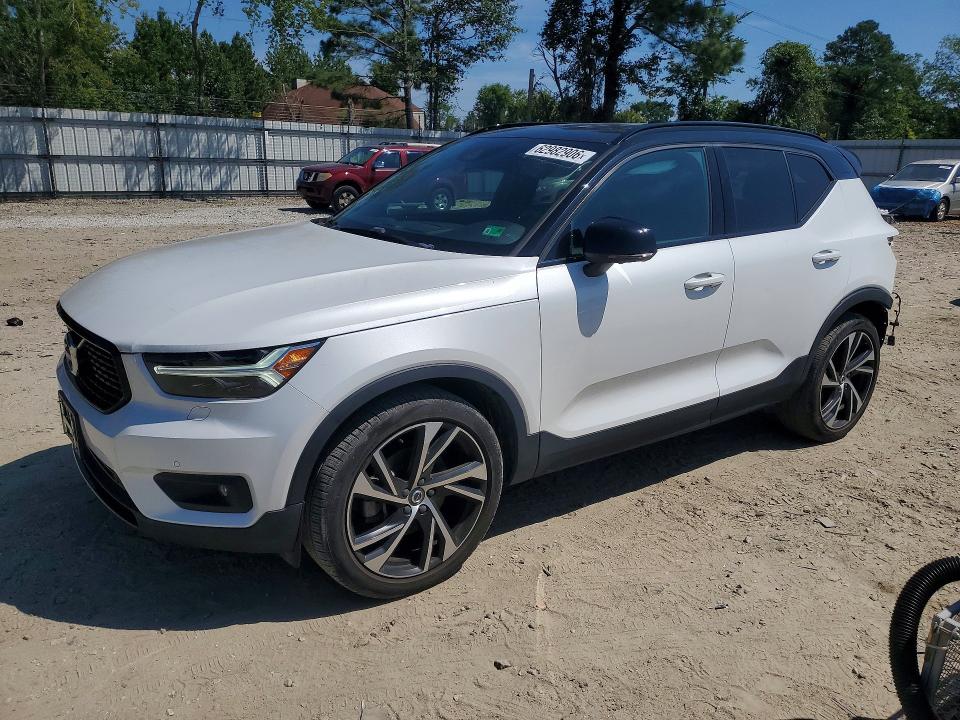 2022 Volvo Xc40 VIN YV4162UM2N2644717 — COPART salvage auction photo