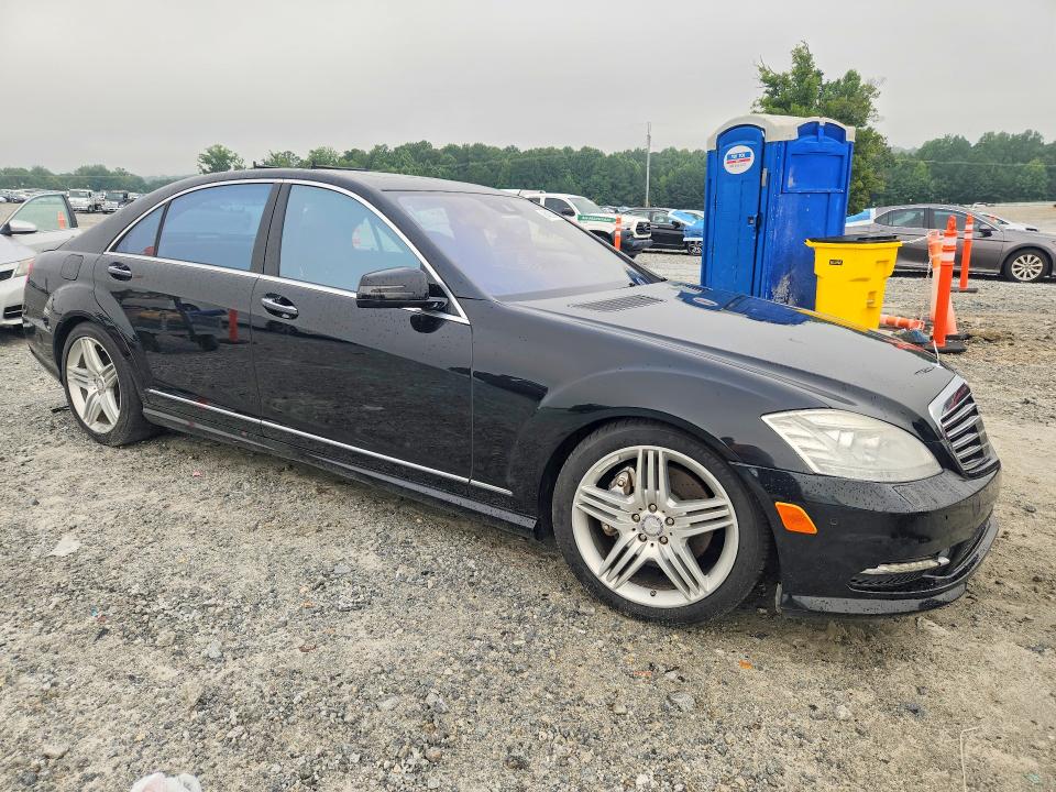 2013 Mercedes-benz S-klasse VIN WDDNG7DB8DA497116 COPART salvage auction — MINOR DENT/SCRATCHES, Ga - Certificate Of Title, sold $2,400 on 2026-08-12 (photo 4)