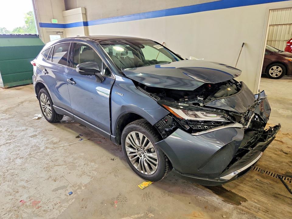 2021 Toyota Venza VIN JTEAAAAH1MJ024413 COPART salvage auction — FRONT END, Salvage Title, sold $12,200 on 2026-08-21 (photo 4)