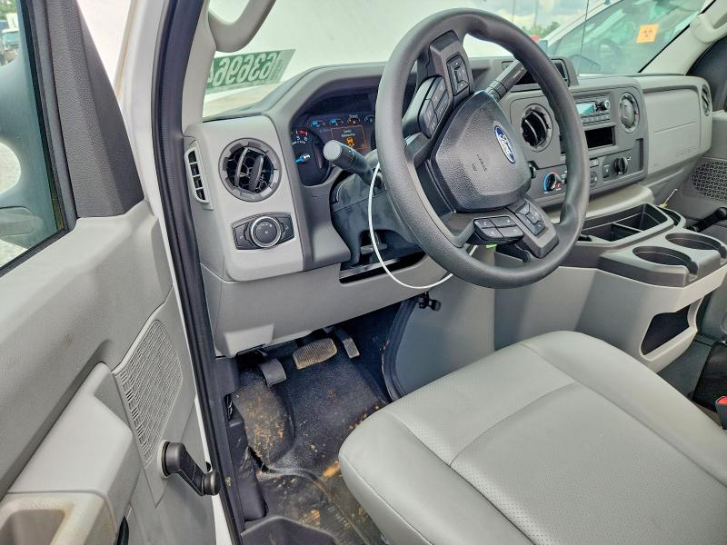 2024 Ford Econoline e350 VIN 1FDWE3FN1RDD42123 COPART salvage auction — MINOR DENT/SCRATCHES, TN - CERTIFICATE OF TITLE, sold $14,600 on 2026-08-20 (photo 8)
