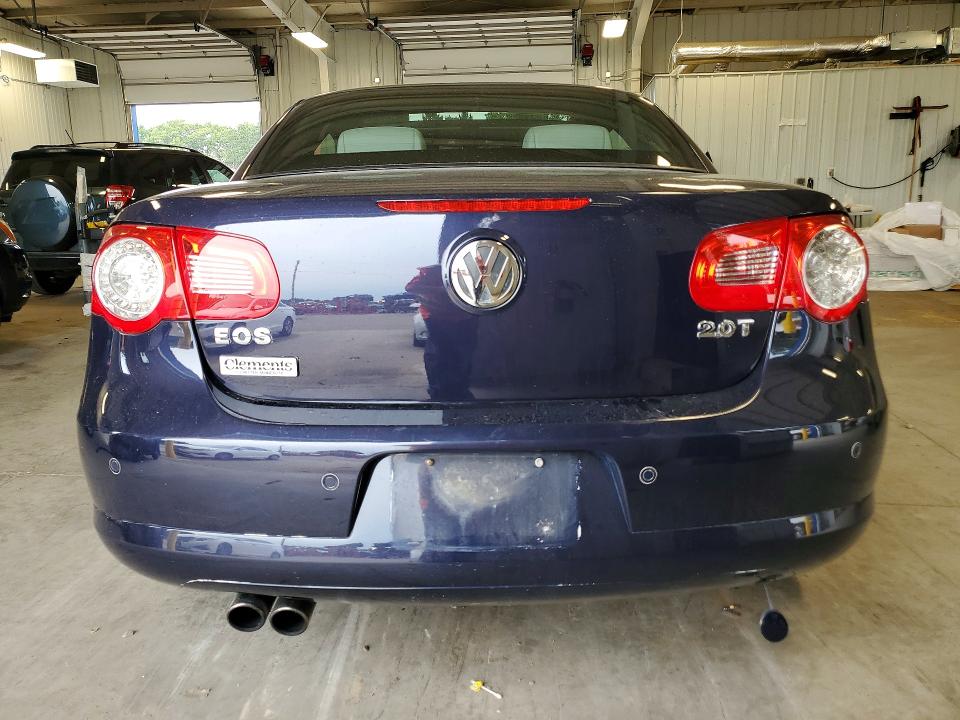 2008 Volkswagen Eos VIN WVWFA71F18V009811 COPART salvage auction — MINOR DENT/SCRATCHES, Mn - Certificate Of Title, sold $725 on 2026-08-11 (photo 6)