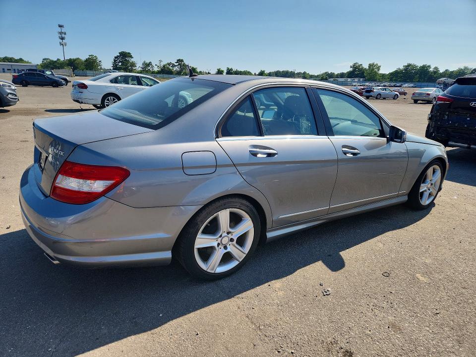 2011 Mercedes-benz C class VIN WDDGF8BB5BR159532 COPART salvage auction — MINOR DENT/SCRATCHES, NJ - CERTIFICATE OF TITLE, sold $550 on 2026-08-12 (photo 3)