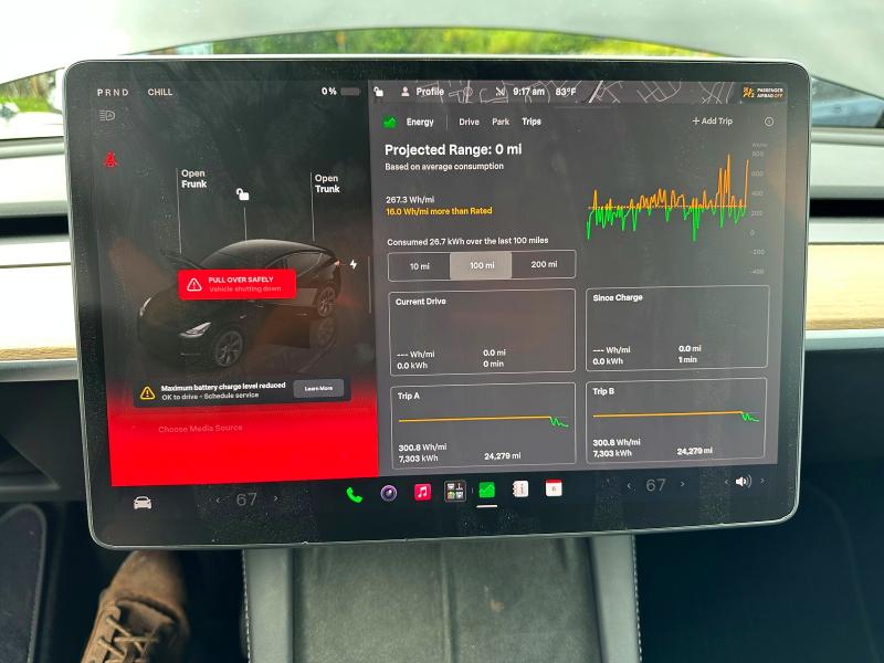 2024 Tesla Model y VIN 7SAYGDEE4RA238488 COPART salvage auction — FRONT END, Salvage Title, sold $15,900 on 2026-09-02 (photo 9)