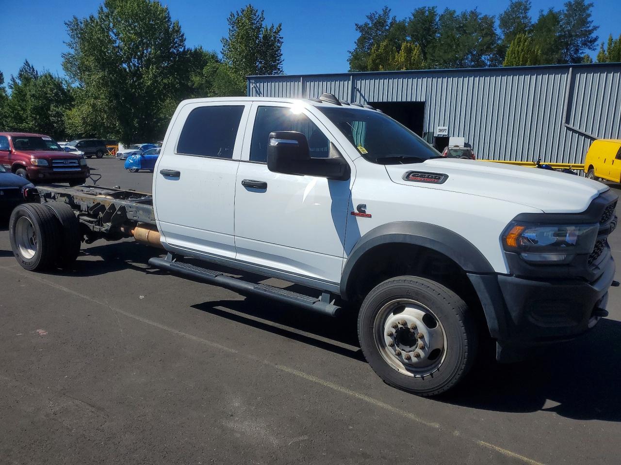 2024 Ram 5500 VIN 3C7WRNFL8RG111468 COPART salvage auction — Stripped, OR - CERTIFICATE OF TITLE, sold $14,800 on 2026-08-20 (photo 4)