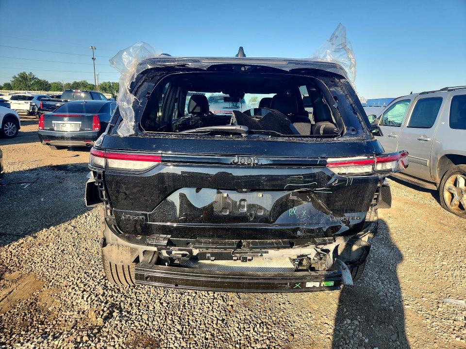 2025 Jeep Grand cherokee VIN 1C4RJHBG8S8759979 COPART salvage auction — REAR END, MI - CERTIFICATE OF TITLE, sold $21,800 on 2026-09-11 (photo 6)