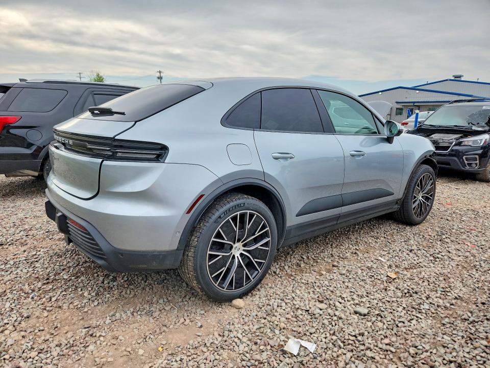 2024 Porsche Macan VIN WP1AA2XA9RL001361 COPART salvage auction — FRONT END, Ny - Mv-907A Salvage Certificate, sold $42,750 on 2026-08-26 (photo 3)