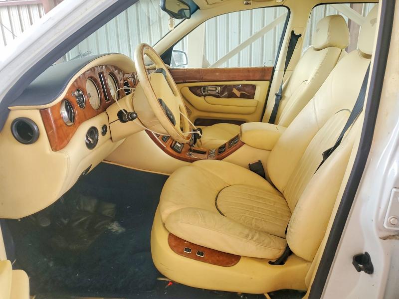 2000 Bentley Arnage VIN SCBLC31E2YCX05170 COPART salvage auction — MINOR DENT/SCRATCHES, AL - DEALER ONLY CLEAN TITLE (P), sold $4,750 on 2026-09-08 (photo 7)