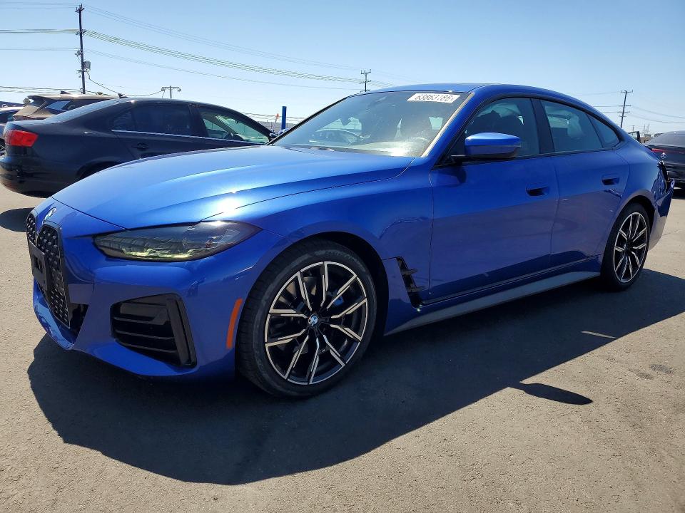 2022 BMW 4er VIN WBA63AV03NFM01690 — COPART salvage auction photo