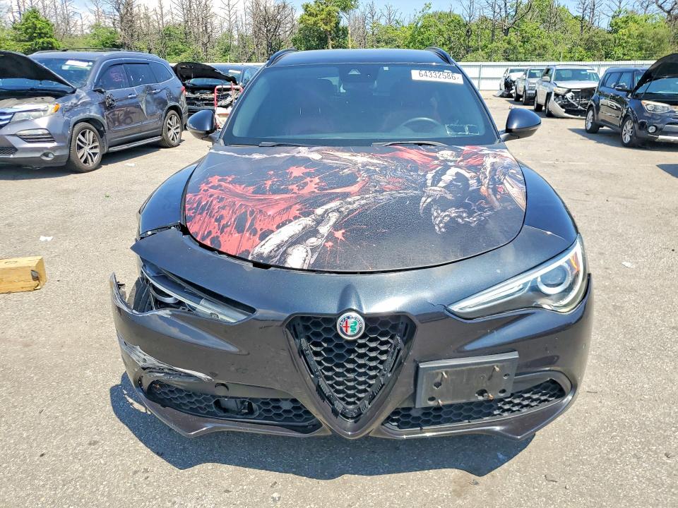 2018 Alfa romeo Stelvio VIN ZASFAKNN5J7B73309 COPART salvage auction — FRONT END, Ny - Certificate Of Title, sold $1,250 on 2026-08-12 (photo 5)