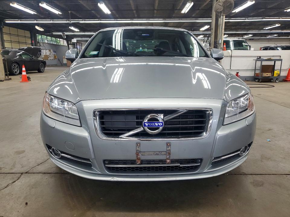 2012 Volvo S80 VIN YV1902AH0C1152960 COPART salvage auction — MECHANICAL, Il - Certificate Of Title, sold $1,150 on 2026-08-10 (photo 5)