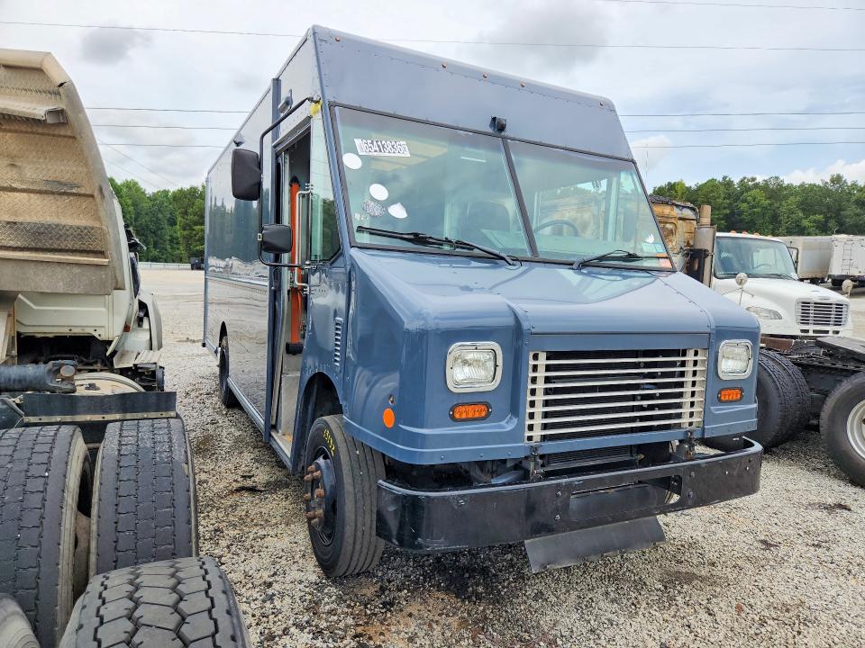 2021 Freightliner Mt45 VIN 4UZAC2EA5MCMN0056 COPART salvage auction — MINOR DENT/SCRATCHES, NY - CERTIFICATE OF TITLE, sold $29,500 on 2026-09-15 (photo 4)
