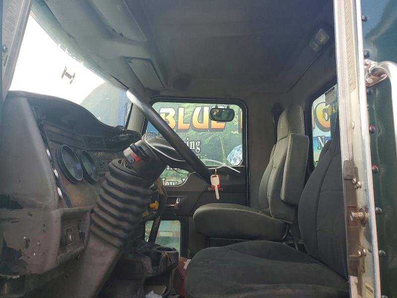 2008 Kenworth T300 VIN 2NKMHN7X38M226749 COPART salvage auction — NORMAL WEAR, Nj - Clean Title Export Only, sold $2,800 on 2026-09-29 (photo 7)