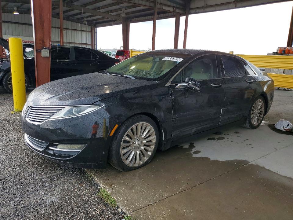2013 Lincoln Mkz VIN 3LN6L2GKXDR818664 COPART salvage auction — SIDE, Fl - Cert Of Title Slvg Rebuildable, sold $650 on 2026-09-01 (photo 1)