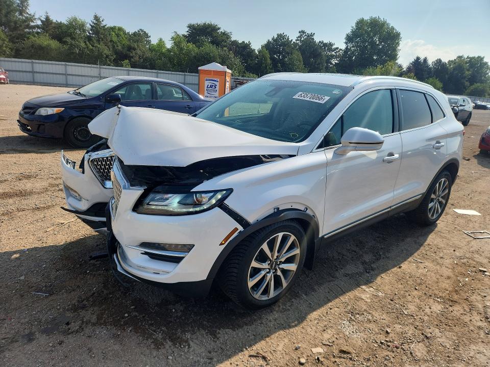 2019 Lincoln Mkc VIN 5LMCJ3D98KUL13208 COPART salvage auction — FRONT END, Il - Salvage Certificate, sold $2,600 on 2026-09-08 (photo 1)