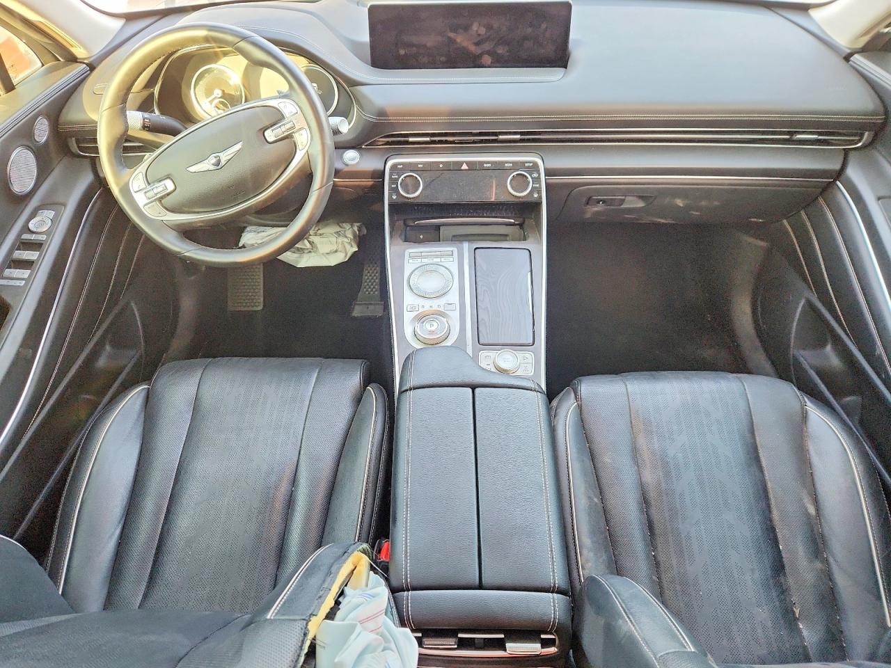 2022 Genesis GV80 VIN KMUHCESC9NU077350 COPART salvage auction — Side, TX - CERTIFICATE OF TITLE, sold $11,400 on 2026-09-11 (photo 8)