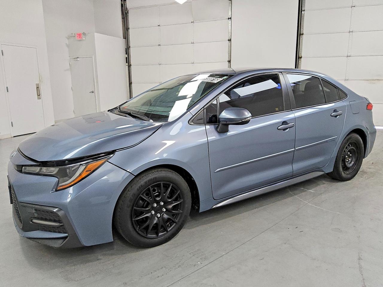 2020 Toyota Corolla VIN JTDS4RCE5LJ019098 — COPART salvage auction photo