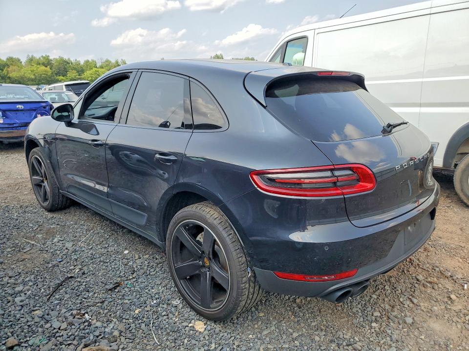 2016 Porsche Macan VIN WP1AB2A58GLB41233 COPART salvage auction — MINOR DENT/SCRATCHES, Nj - Certificate Of Title, sold $2,650 on 2026-08-18 (photo 2)