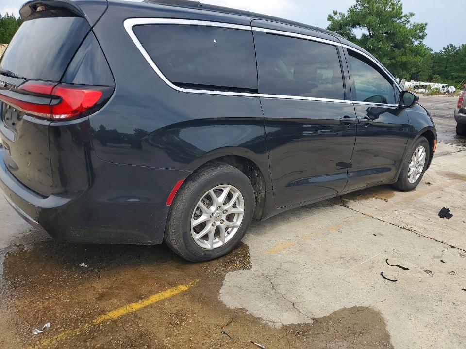 2022 Chrysler Pacifica VIN 2C4RC1BG1NR170721 COPART salvage auction — MINOR DENT/SCRATCHES, Ga - Certificate Of Title (P), sold $6,800 on 2026-09-09 (photo 3)
