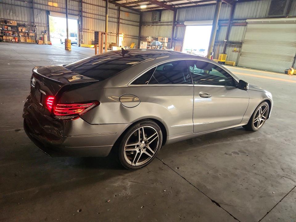 2015 Mercedes-benz VIN WDDKJ6FB3FF296967 COPART salvage auction — REAR END, Fl - Certificate Of Destruction, sold $3,050 on 2026-08-12 (photo 3)