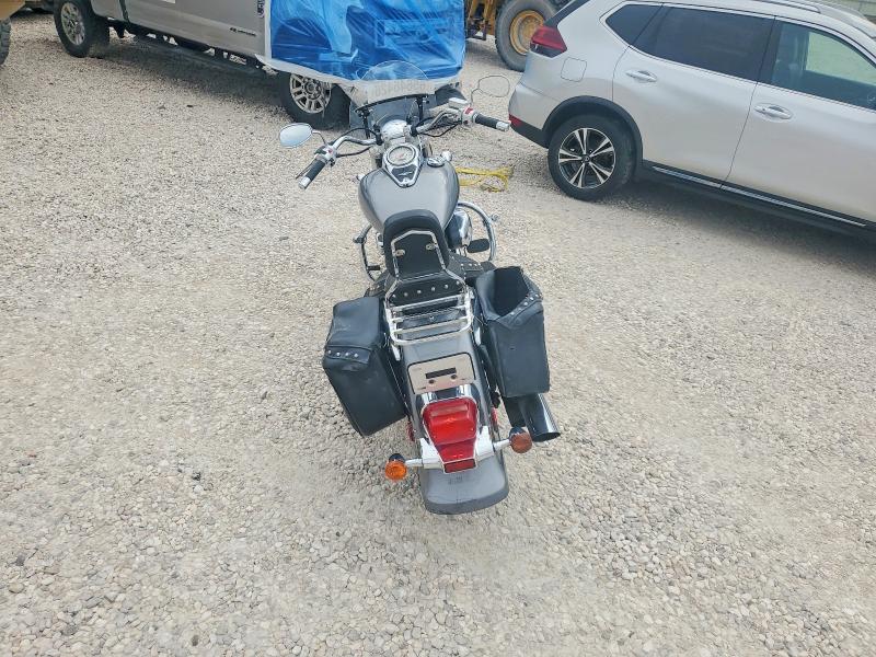 2007 Suzuki Vl800 VIN JS1VS55A972112593 COPART salvage auction — ROLLOVER, Wy - Certificate Of Title, sold $500 on 2026-09-16 (photo 6)