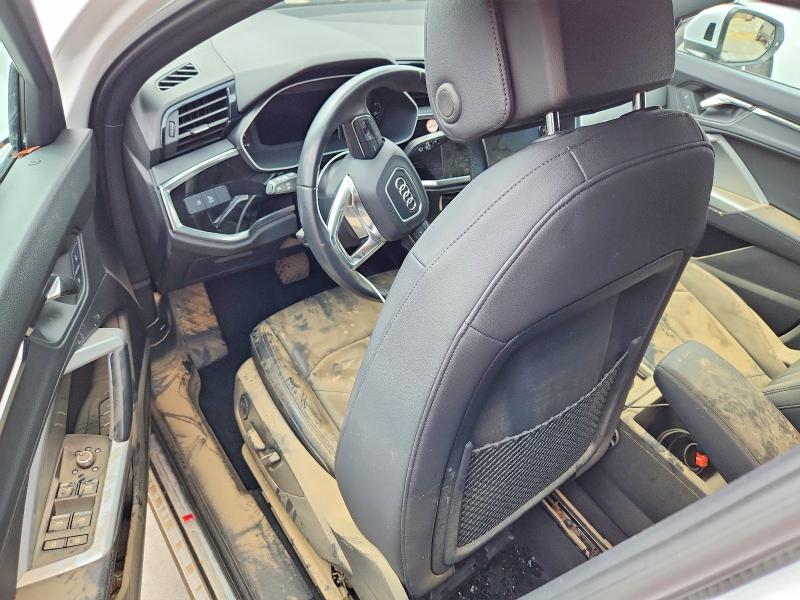 2024 Audi Q3 VIN WA1DECF35R1034202 COPART salvage auction — WATER/FLOOD, Salvage Title, sold $10,900 on 2026-08-15 (photo 8)
