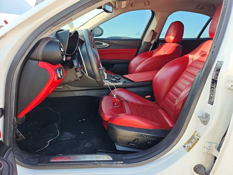 2018 Alfa romeo Giulia VIN ZARFAECN6J7592448 COPART salvage auction — NORMAL WEAR, Fl - Certificate Of Title, sold $650 on 2026-09-04 (photo 7)
