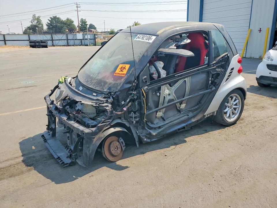 2009 Smart Fortwo VIN WMEEJ31X99K245883 COPART salvage auction — FRONT END, Id - Cert Of Title -Rebuilt Salvage, sold $90 on 2026-08-13 (photo 1)