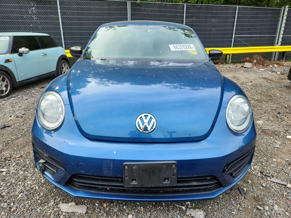 2017 Volkswagen Beetle VIN 3VWF17AT8HM613398 COPART salvage auction — SIDE, Md - Certificate Of Title, sold $975 on 2026-09-01 (photo 5)