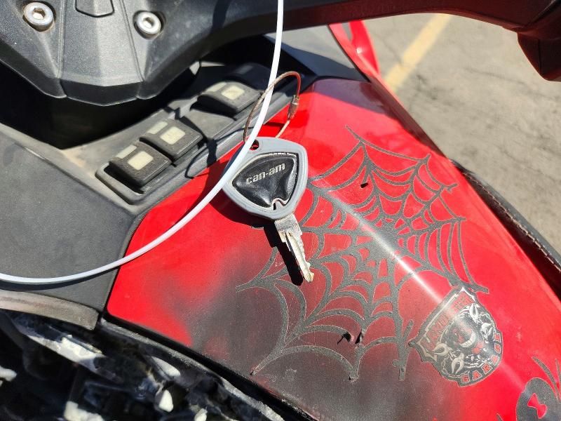 2013 Can-am Spyder roadster VIN 2BXNBBC16DV001155 COPART salvage auction — BURN, CA - SALVAGE CERTIFICATE, sold $1,250 on 2026-10-01 (photo 8)