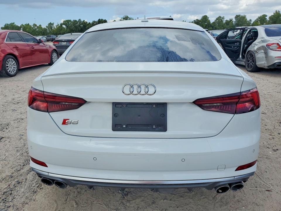 2018 Audi Rs5 VIN WAUC4CF52JA039705 COPART salvage auction — NORMAL WEAR, Tx - Certificate Of Title (P), sold $10,600 on 2026-08-25 (photo 6)
